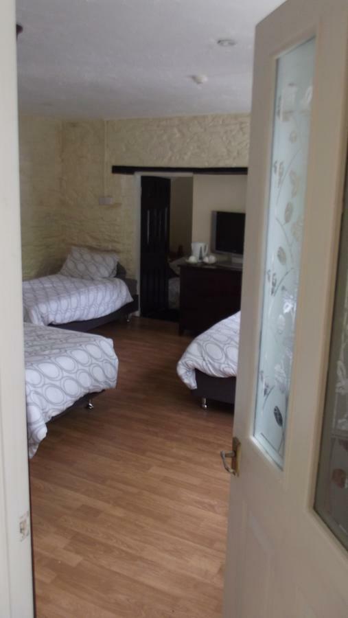 White Hart Inn โบดมิน ภายนอก รูปภาพ
